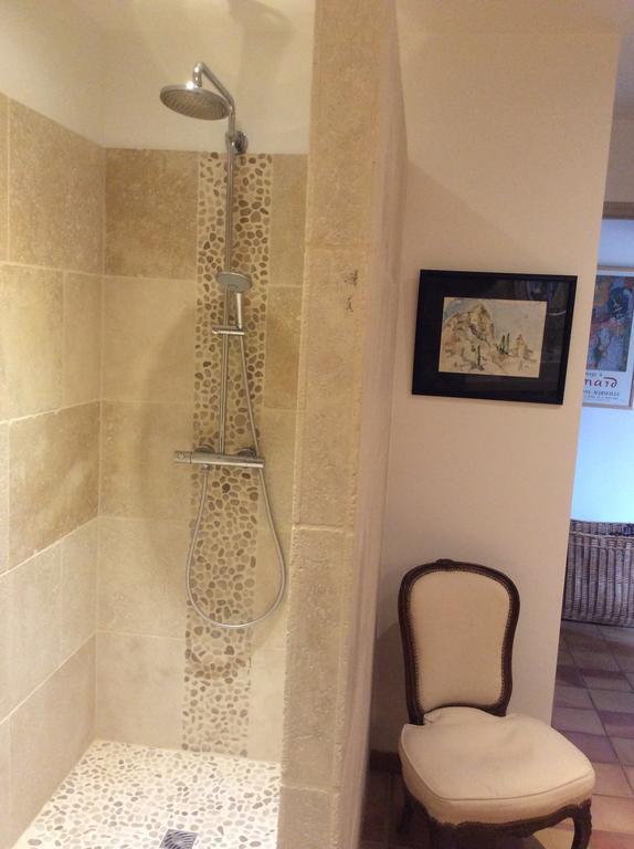 Atelier Soleil Bed & Breakfast Moustiers-Sainte-Marie Ruang foto